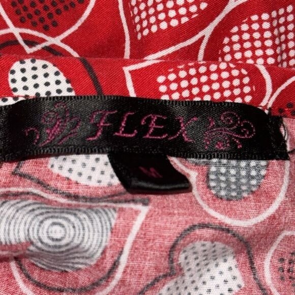 Womens Red Heart Print Scrub Top With V-Neck & Pockets By Flex Size M - Picture 4 of 6